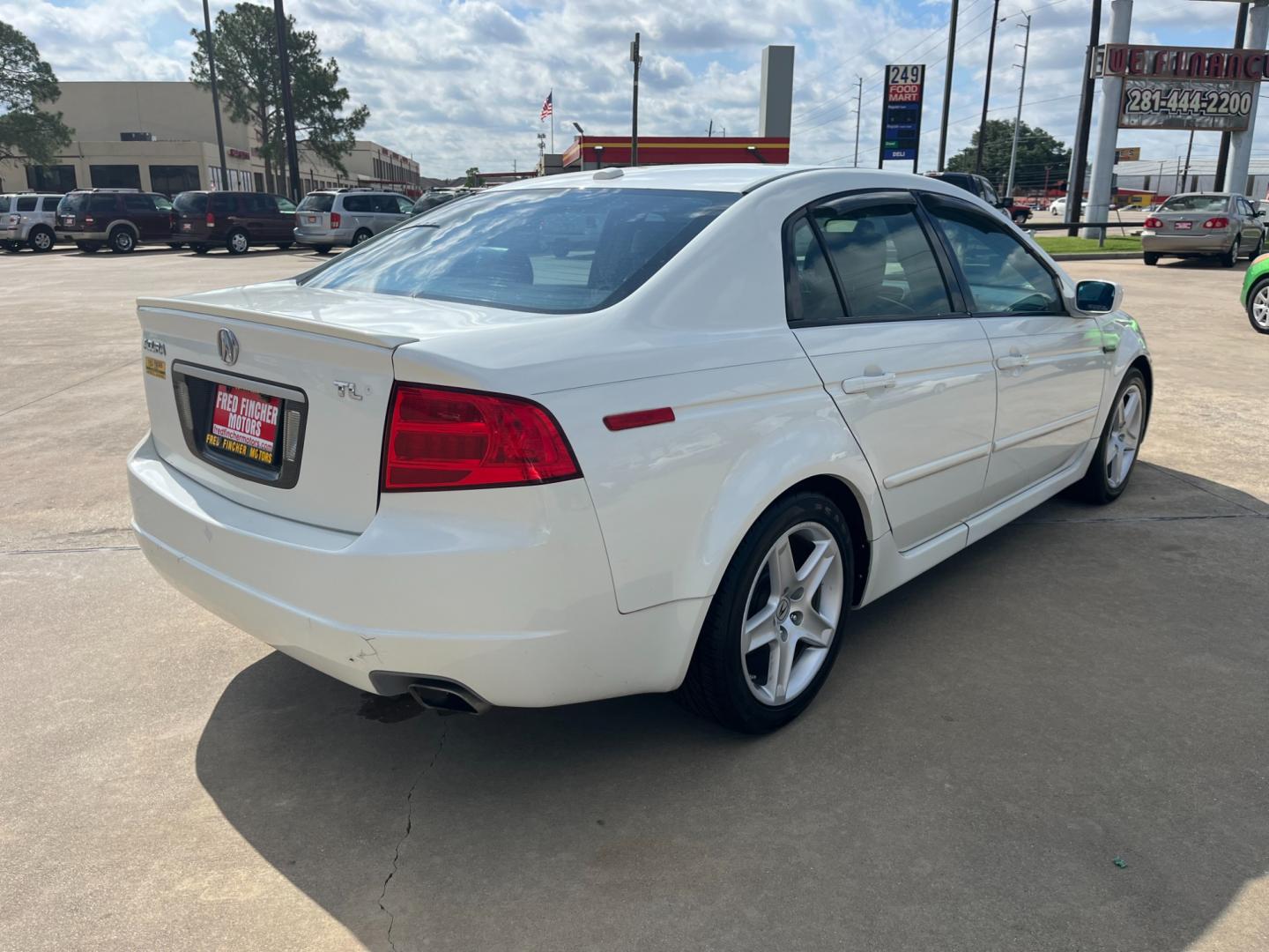 2006 white /TAN Acura TL 5-Speed AT (19UUA66206A) with an 3.2L V6 SOHC 24V engine, 5-Speed Automatic Overdrive transmission, located at 14700 Tomball Parkway 249, Houston, TX, 77086, (281) 444-2200, 29.928619, -95.504074 - Photo#6